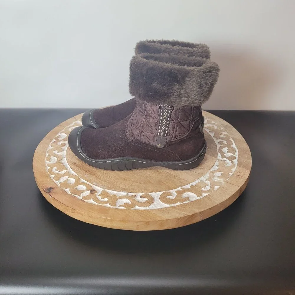 J-41 Womens Faux Fur Trim Boots Size 9 Brown Quilted Pattern Winter Footwear